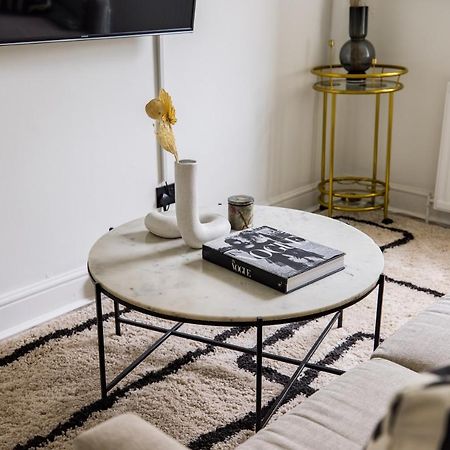 The Kensington And Chelsea Classic - Glamorous 2Bdr Flat لندن المظهر الخارجي الصورة