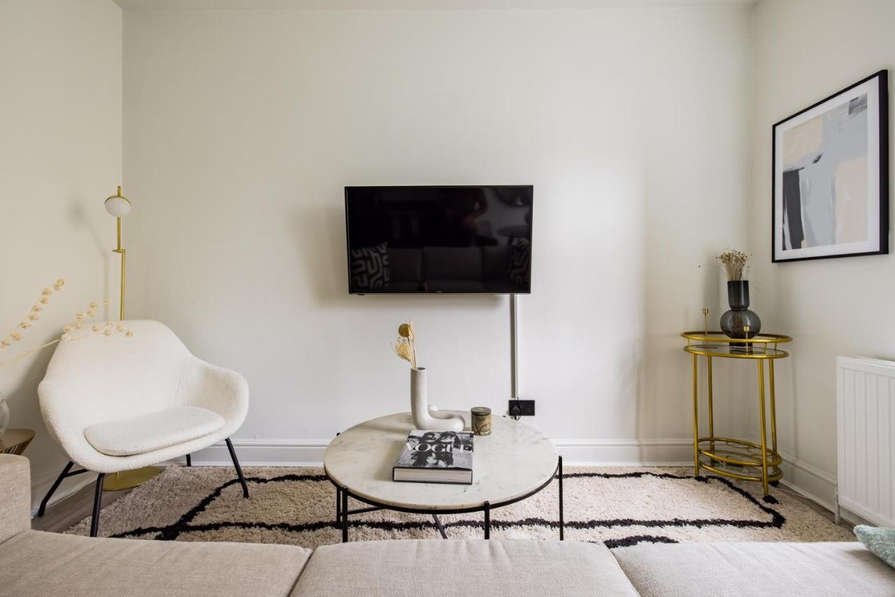 The Kensington And Chelsea Classic - Glamorous 2Bdr Flat لندن المظهر الخارجي الصورة