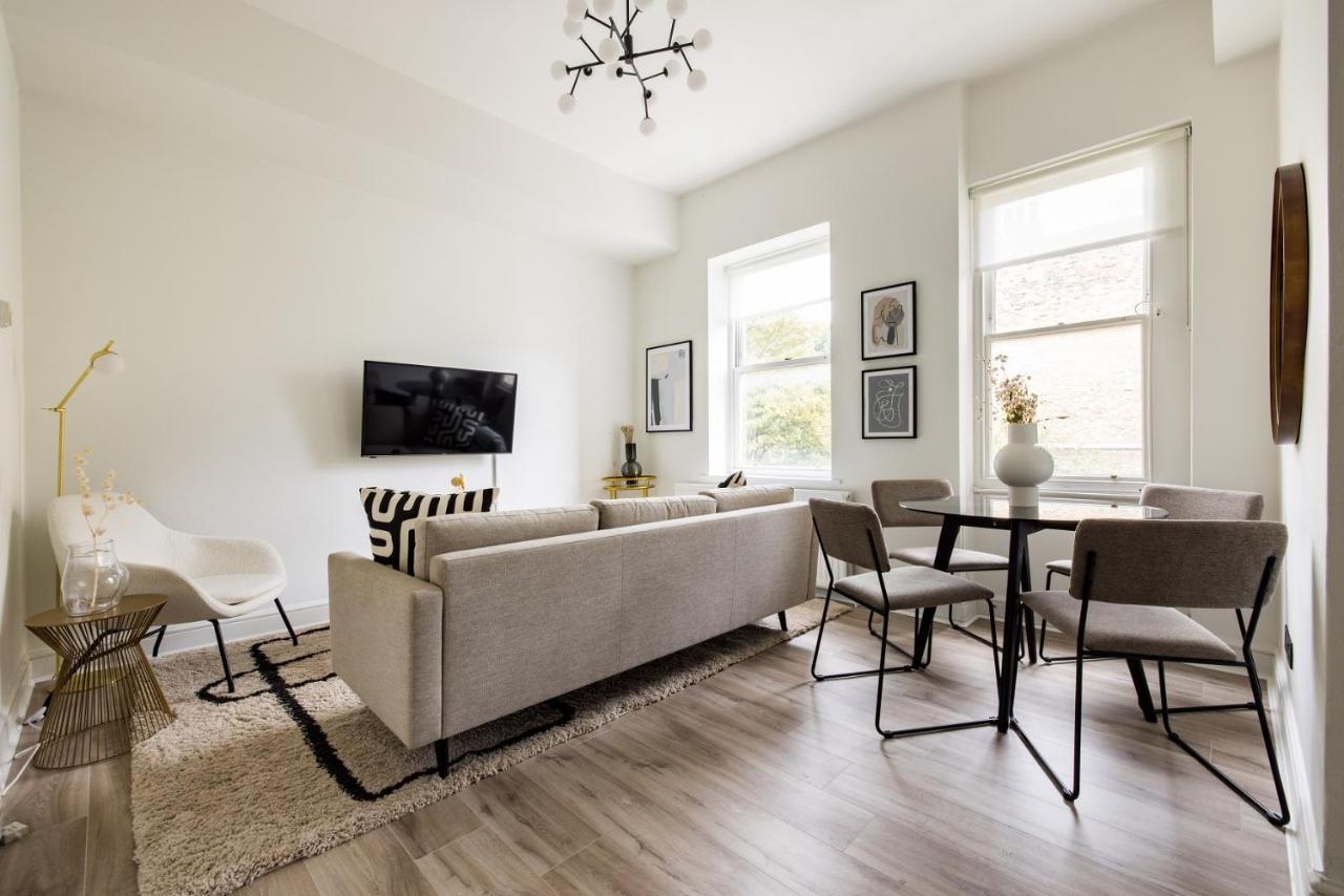 The Kensington And Chelsea Classic - Glamorous 2Bdr Flat لندن المظهر الخارجي الصورة